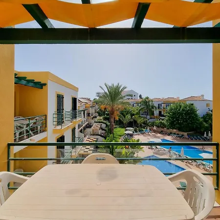 2 Bedroom Flat With Pool And Garden Apartment Tavira